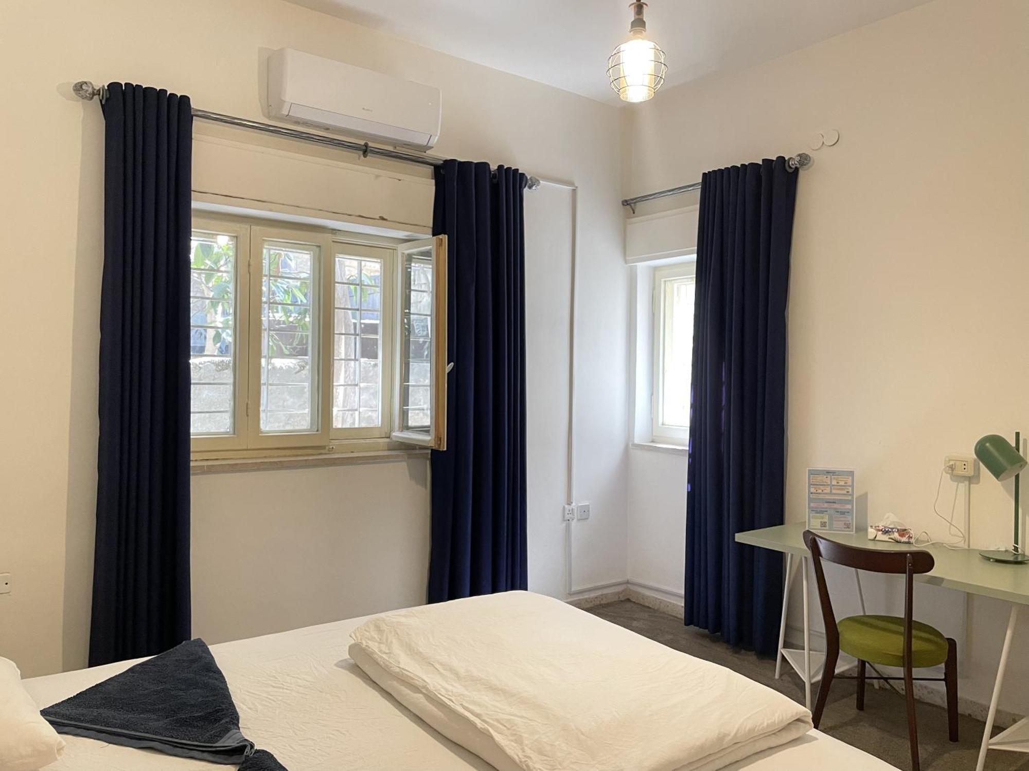 Battuta Hostel Amán Habitación foto
