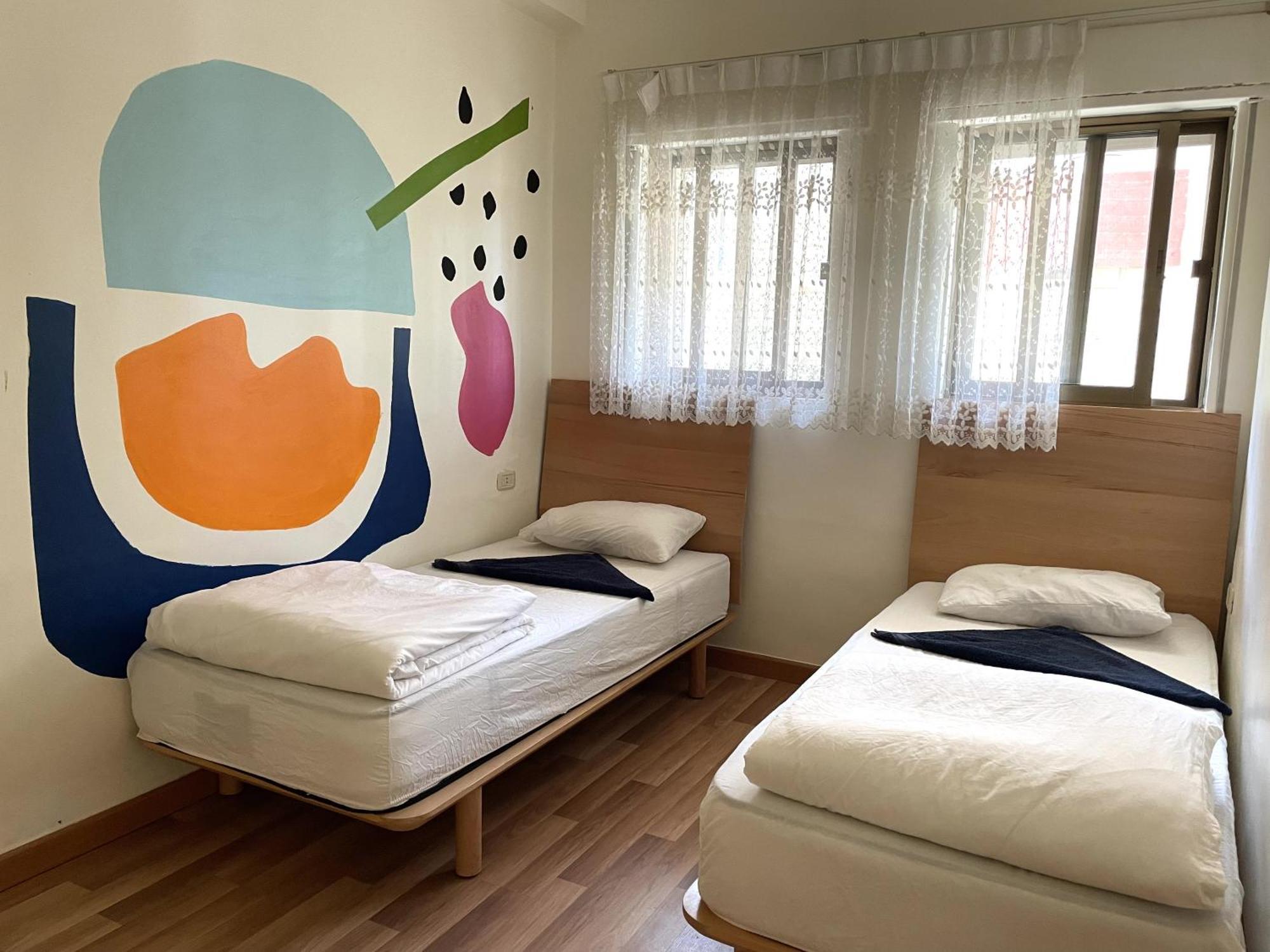 Battuta Hostel Amán Habitación foto