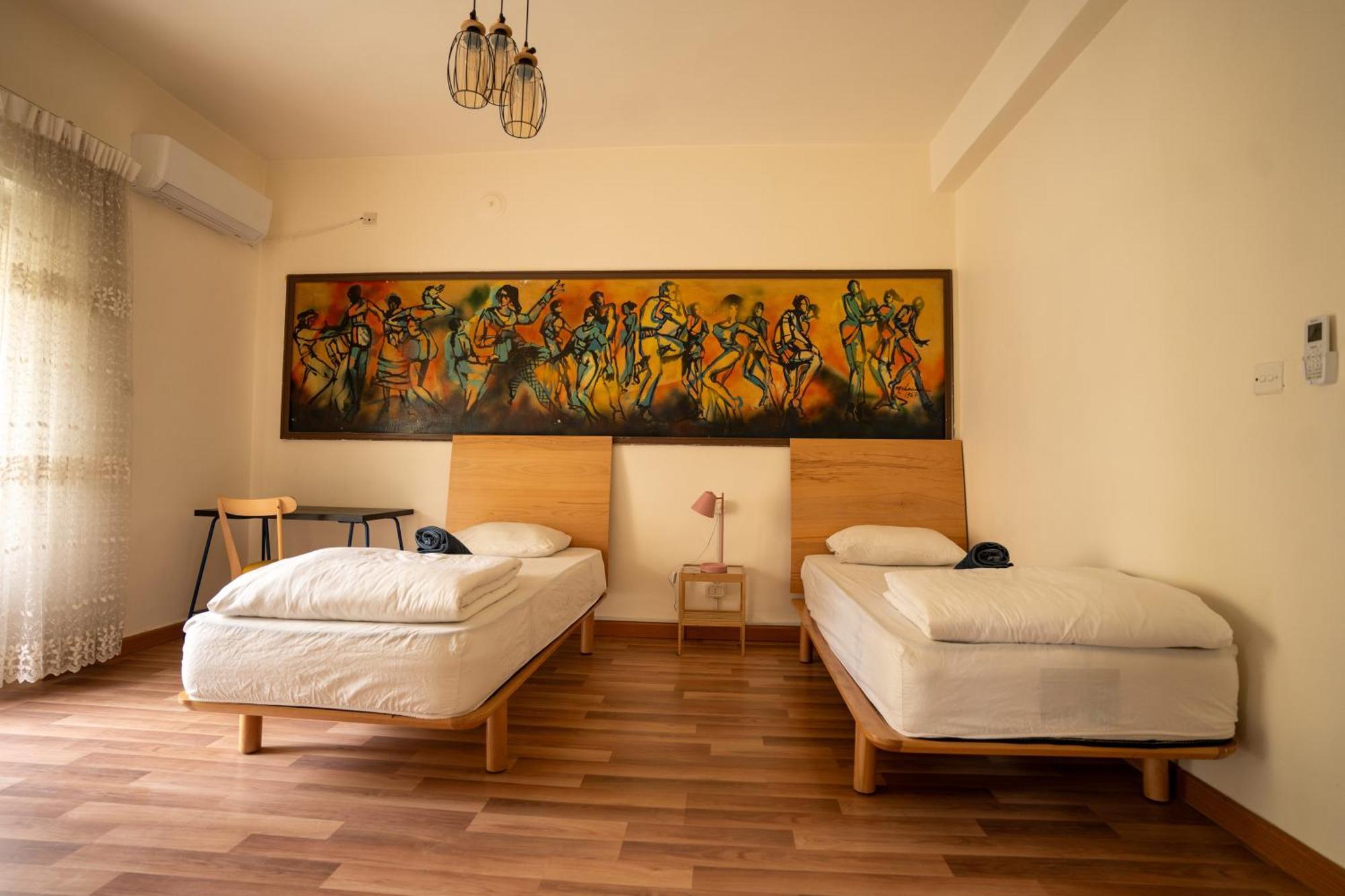 Battuta Hostel Amán Habitación foto