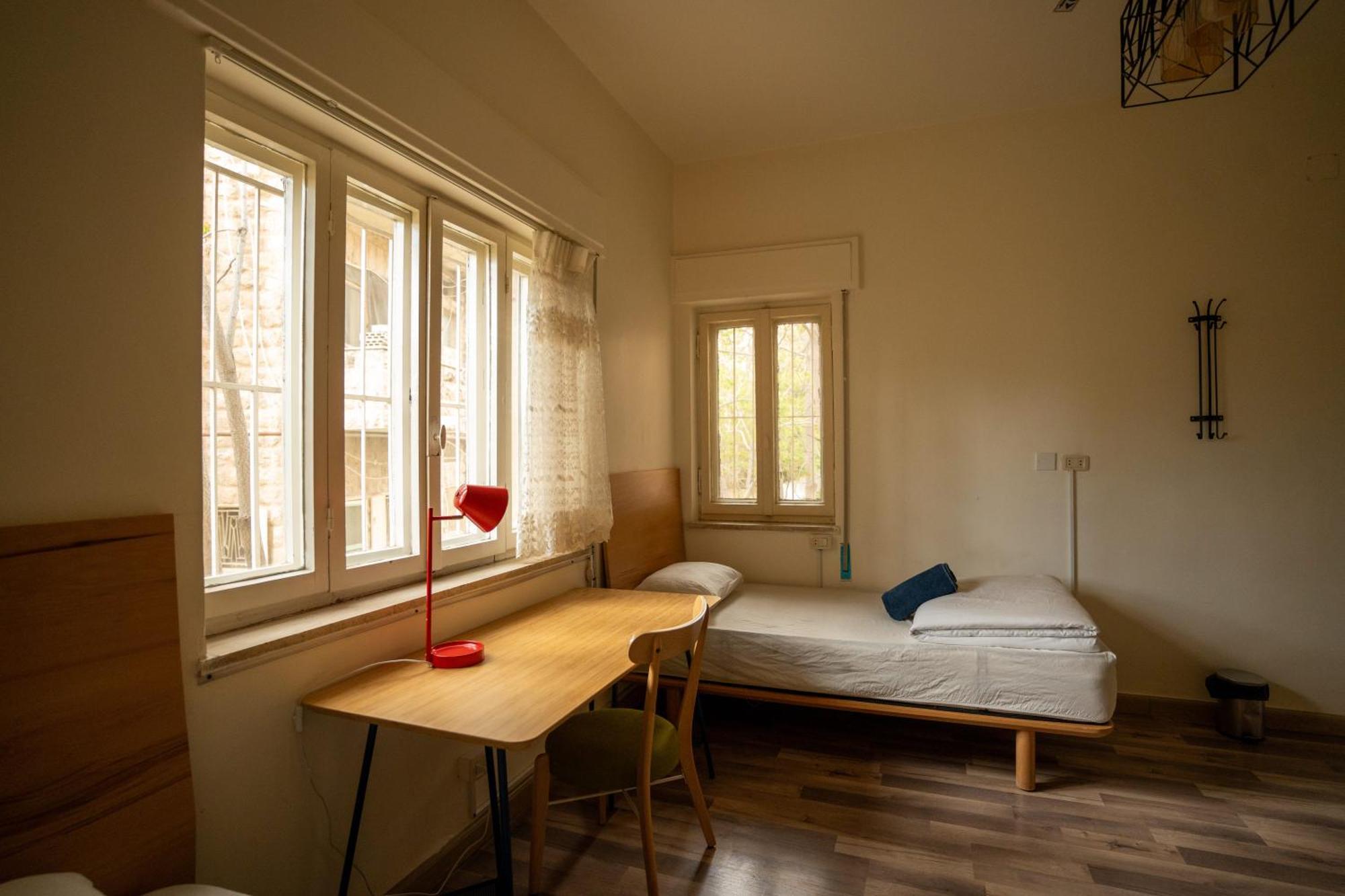 Battuta Hostel Amán Habitación foto