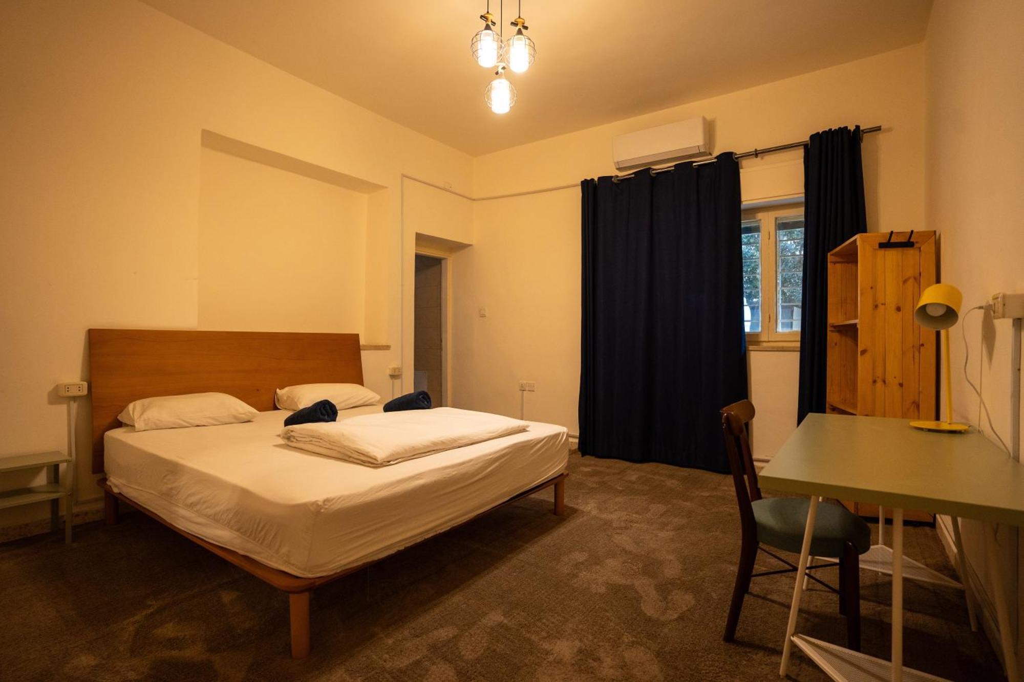 Battuta Hostel Amán Habitación foto