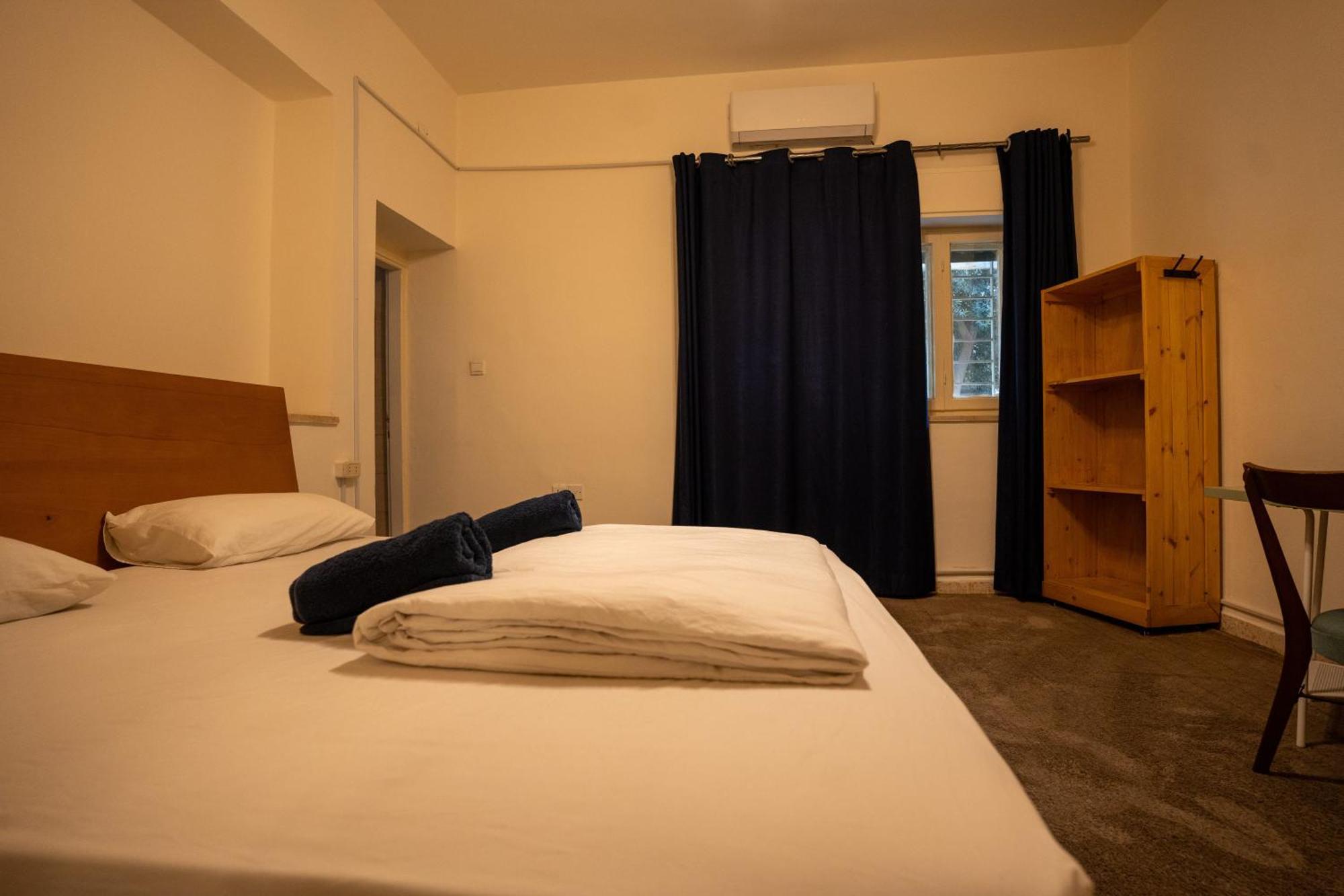 Battuta Hostel Amán Habitación foto